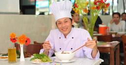 Rộ hình ảnh quán ăn của Hoài Linh ngừng kinh doanh, phải cho thuê lại mặt bằng