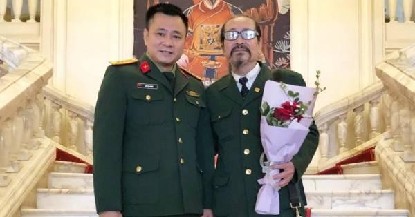 Lần đầu NSND Tự Long đăng ảnh chụp cùng với bố ruột