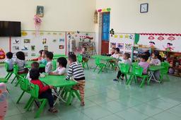 Vụ bé mẫu giáo bị đánh trong nhà vệ sinh: Cô giáo dọa bắt uống nước bồn cầu