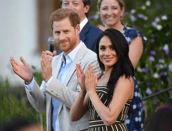 Meghan Markle lại bị ghét vì nhận hợp đồng béo bở tới 30 triệu bảng Anh