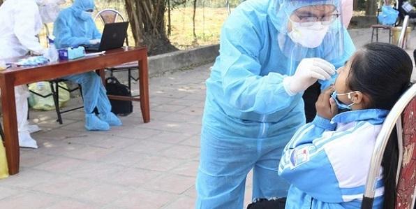 Hai cháu bé ở Cẩm Giàng, Hải Dương nghi dương tính với SARS-CoV-2