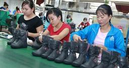 Người lao động bị đuổi việc mà không cần báo trước nếu nghỉ việc 5 ngày liên tục