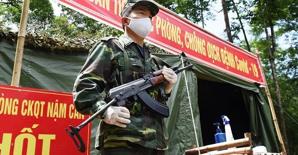 Lực lượng canh gác biên giới sẽ được quân đội ưu tiên tiêm vaccine Covid-19