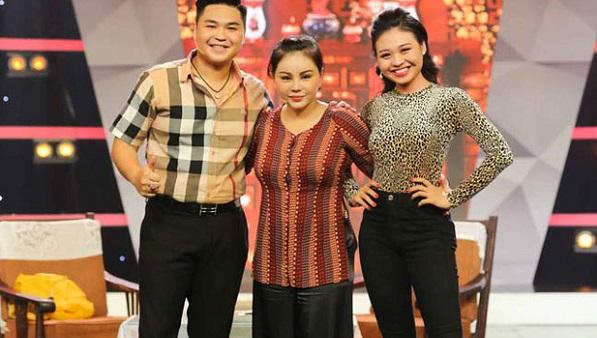 Mẹ con Lê Giang - Lê Lộc lộ diện với thái độ lạ sau ồn ào Duy Phương