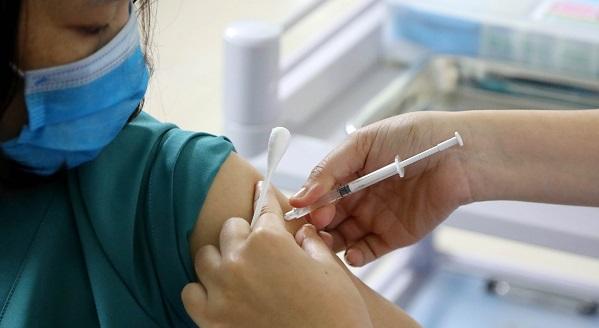 Tiêm vaccine Covid-19 có ảnh hưởng khả năng sinh sản?