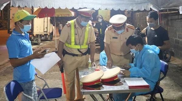 Từ hôm nay 14/7, người dân từ các địa phương về Hà Nội cần giấy tờ gì?