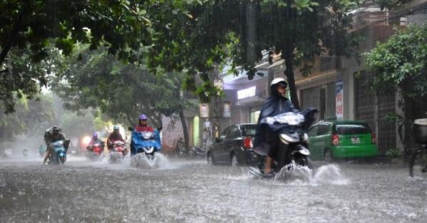 Miền Bắc mưa dông diện rộng, nhiệt độ giảm mạnh trong 2 ngày cuối tháng 7