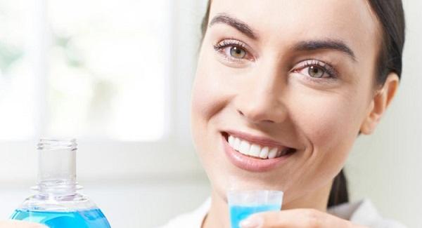 Tổng hợp 5 loại nước súc miệng diệt khuẩn, thơm miệng bạn cần biết