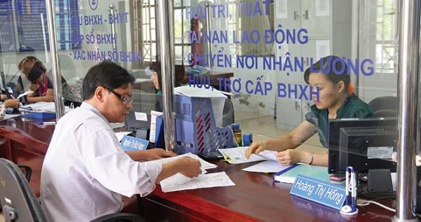 Nhiều thay đổi lớn ảnh hưởng trực tiếp đến người tham gia BHXH từ ngày 1/9