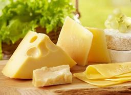 1 miếng phô mai con bò cười bao nhiêu calo? Ăn phô mai có béo không?