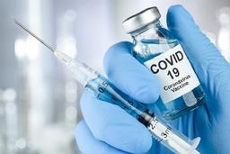Bộ Y tế đề nghị kết hợp cấp thẻ căn cước công dân với tiêm vaccine Covid-19