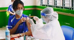 Học sinh chưa đủ 18 tuổi trúng tuyển đại học sẽ được ưu tiên tiêm vaccine Covid-19