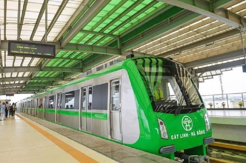 Đi tàu Cát Linh - Hà Đông mua vé thế nào, quẹt vé ra sao, lên tàu cần tuân thủ quy tắc gì?