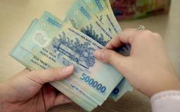 2 trường hợp NLĐ được hỗ trợ 300.000 đồng từ gói 2.400 tỷ dịp Tết 2022