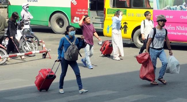 Cập nhật: Các tỉnh thành cho phép người Hà Nội về quê ăn Tết mà không phải cách ly