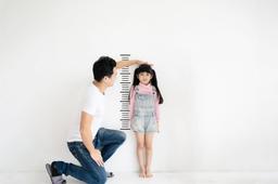 Dấu hiệu con bước vào giai đoạn tăng chiều cao nhanh, cha mẹ hỗ trợ đúng sẽ giúp trẻ tăng thêm 5cm
