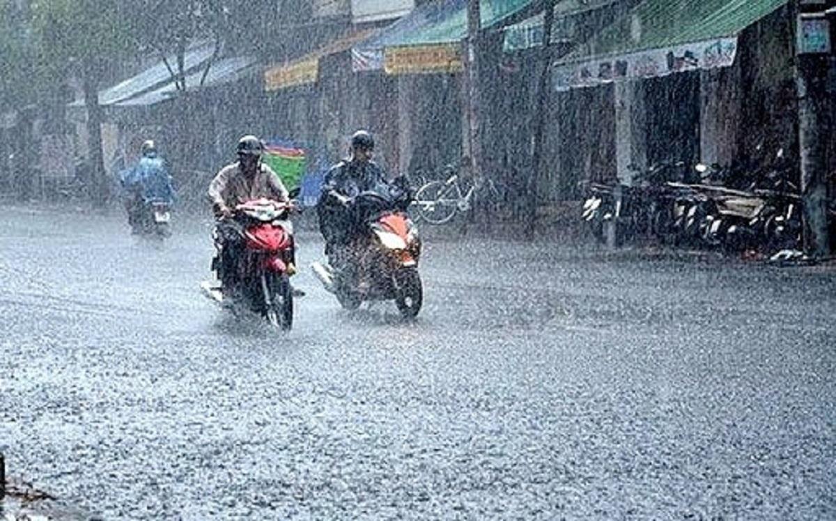 Từ đêm 19/5 các tỉnh miền Bắc sẽ đón đợt mưa lớn, có thể kéo dài hết tháng 5