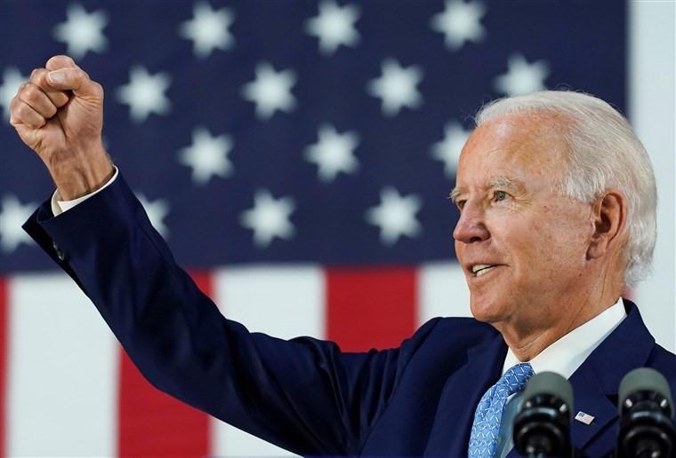 Tân tổng thống Mỹ Joe Biden nhận bao nhiêu tiền lương hàng năm?