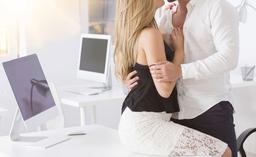 12 công việc dễ tạo điều kiện cho "ngoại tình" lên ngôi