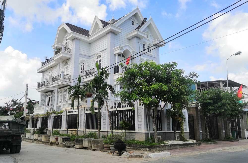 Làng "triệu phú" nhờ buôn thịt lợn, bán đồng nát