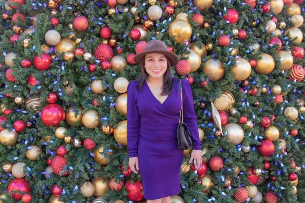 Vợ cũ Hoàng Anh bấm "like" loạt bình luận chỉ trích dành cho chồng