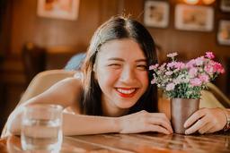 Cuộc sống của "hot girl ống nghiệm" Phạm Tường Lan Thy sau 4 năm du học Nhật