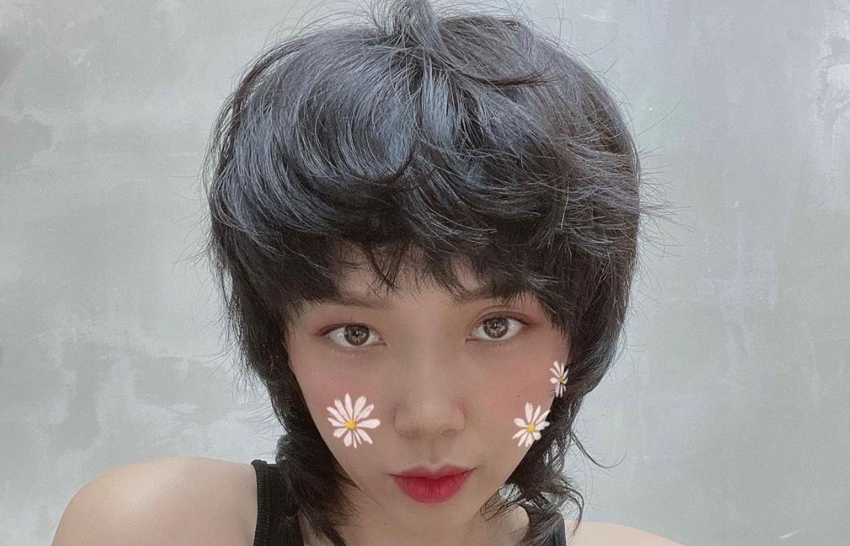 Tóc Tiên đổi kiểu tóc "đẹp trai", dân tình khen giống Hoàng Touliver