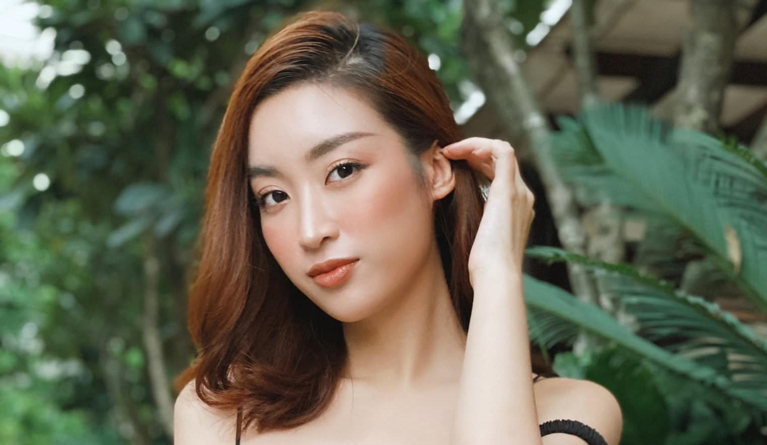 Hoa hậu Đỗ Mỹ Linh xấu hổ vì vô tình "cầm nhầm" đồ cửa hàng về nhà