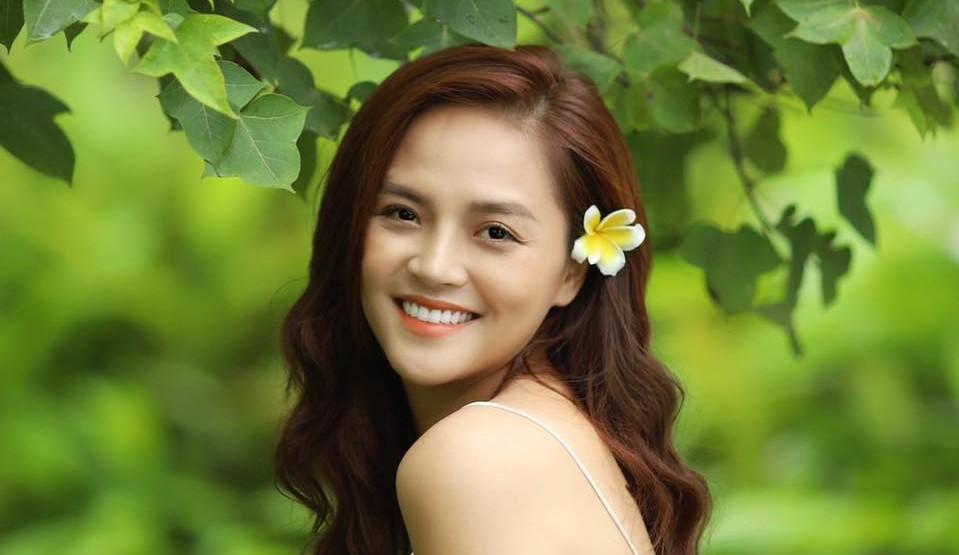 Thu Quỳnh đăng story mừng Valentine đen, ngầm xác nhận đã chia tay bạn trai