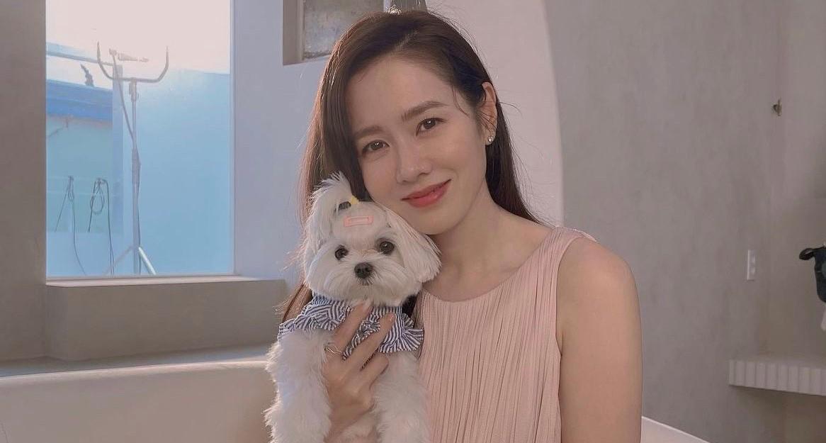 Son Ye Jin khoe ảnh ngọt ngào bên thú cưng hậu tin đồn kết hôn cùng Hyun Bin