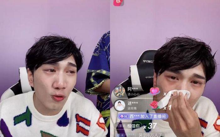 "Cây hài" Sáng tạo doanh Hàn Bội Tuyền khóc nức nở trên livestream, phủ nhận chuyện tẩy chay Tiêu Chiến