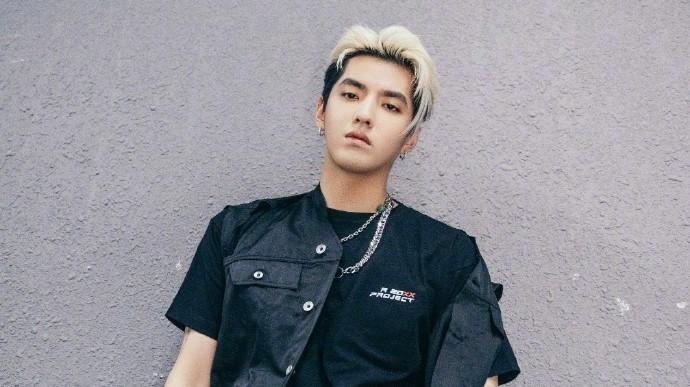 Sau Đô Mỹ Trúc, Trương Đan Tam (SNH48) tung tin nhắn Ngô Diệc Phàm tán tỉnh