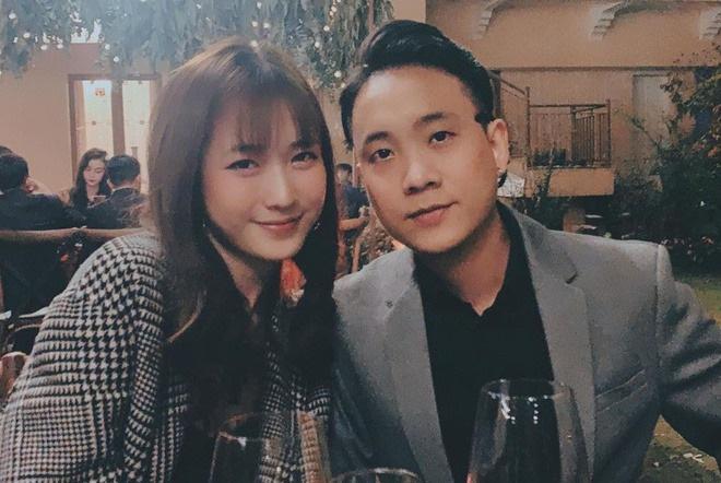 Yêu nhau say đắm nhưng JustaTee và bà xã Trâm Anh lại từ chối "follow" nhau