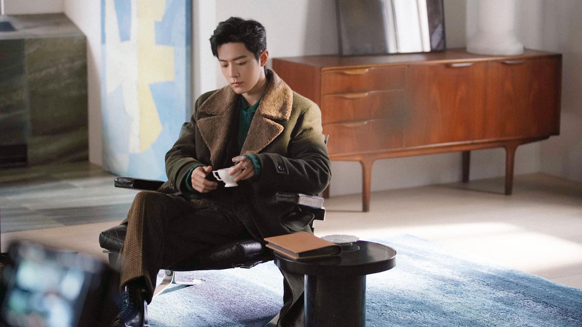 Tiêu Chiến chiễm chệ top 1 hot search nhờ visual điển trai trong bộ ảnh chào thu