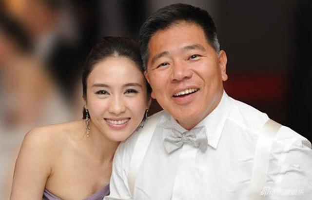 "Đệ nhất mỹ nhân TVB" Lê Tư: Cả đời gắn liền với 2 người đàn ông tật nguyền