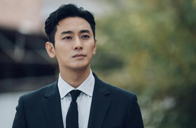 "Thái tử" Joo Ji Hoon: Vướng tin đồn tình ái với loạt mỹ nhân nhưng chỉ công khai 1 người, từng tiết lộ "sợ" hôn nhân