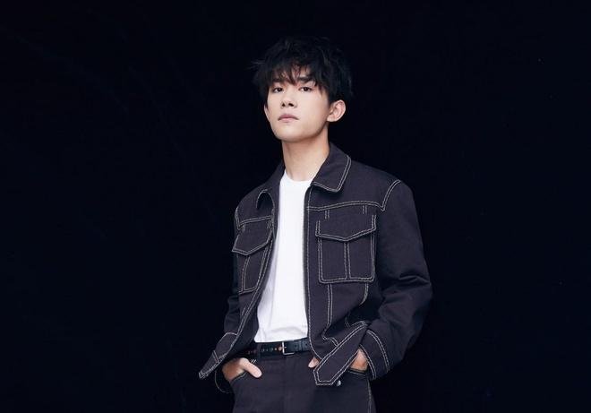 Dịch Dương Thiên Tỉ là ai? "Em út" TFBOYS, ngôi sao dẫn đầu top 10 Forbes xứ Trung