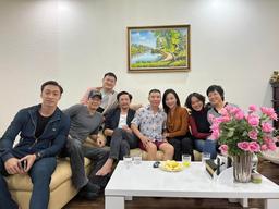 Phương Oanh lại lộ dáng mũm mĩm trong ảnh bị "tag"