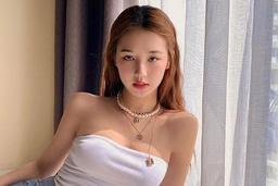 AMEE trở thành nghệ sĩ nữ có lượt nghe nhiều nhất 2021 trên Spotify Việt Nam