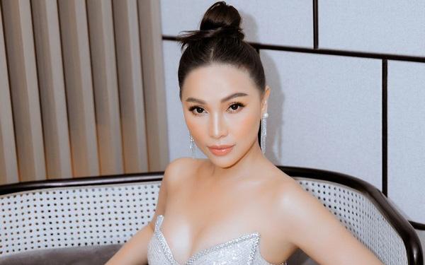 Diệp Lâm Anh vừa dọn ra khỏi nhà chồng, Quỳnh Thư đăng status: "Cảm ơn anh vì tất cả"