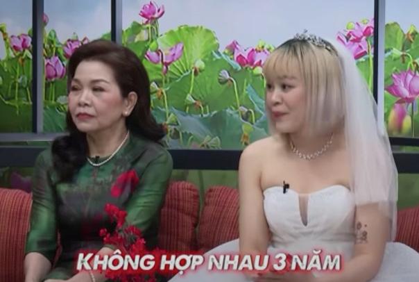 Nàng dâu đưa mẹ chồng tương lai đi đẻ, túc trực chăm mẹ và em chồng sơ sinh