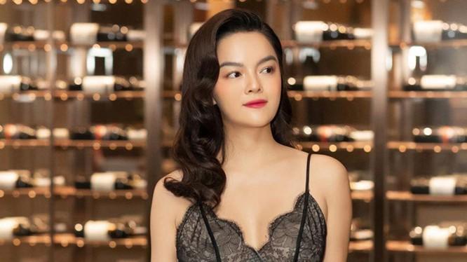 Rộ tin Phạm Quỳnh Anh được tình trẻ cầu hôn sau 3 năm bỏ chồng, ngày lên xe hoa lần 2 đã gần kề