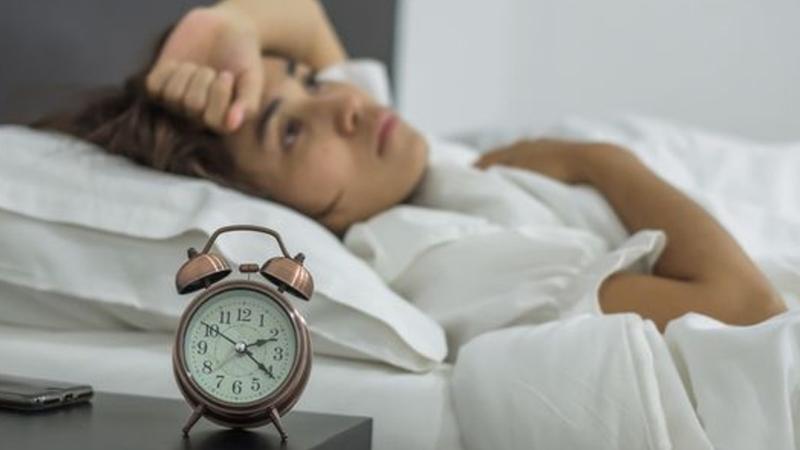 Bác sĩ BV Quốc tế chỉ ra nguyên nhân mất ngủ hậu Covid, hướng dẫn dùng thuốc cải thiện giấc ngủ