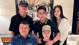 Hương Giang vắng mặt trong tiệc sinh nhật mẹ chồng tương lai, Matt Liu liền nhắc khéo