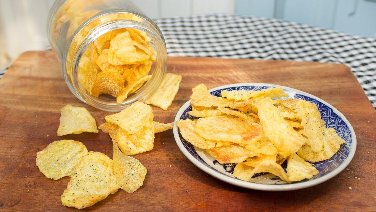 Cách làm bim bim khoai tây giòn tan như bim bim ăn liền khiến các bé mê tít