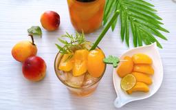 Học mẹ Việt cách làm đào ngâm bất bại, để mấy tháng ăn vẫn giòn