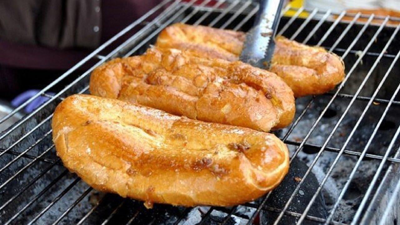 Cách làm bánh mì nướng mật ong thơm ngọt, giòn rụm tại nhà