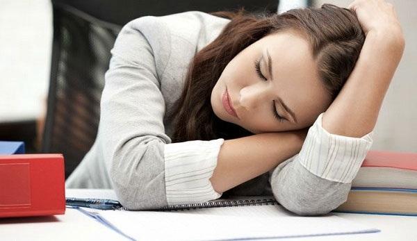 Làm gì khi cảm thấy mệt mỏi? Tham khảo ngay 5 cách giúp bạn nạp năng lượng nhanh chóng