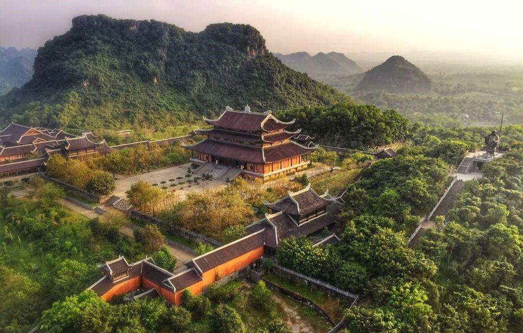 7 điểm du lịch tâm linh ở miền Bắc nối tiếng liêng thiêng để đi lễ đầu năm