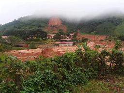 Sạt lở đất ở Quảng Trị, hơn 20 cán bộ, chiến sĩ sư đoàn 337 nghi bị vùi lấp